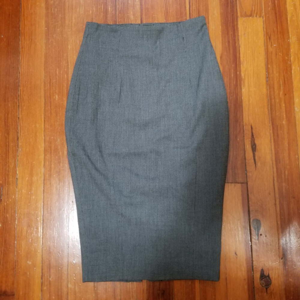 H&M high waisted gray pencil skirt